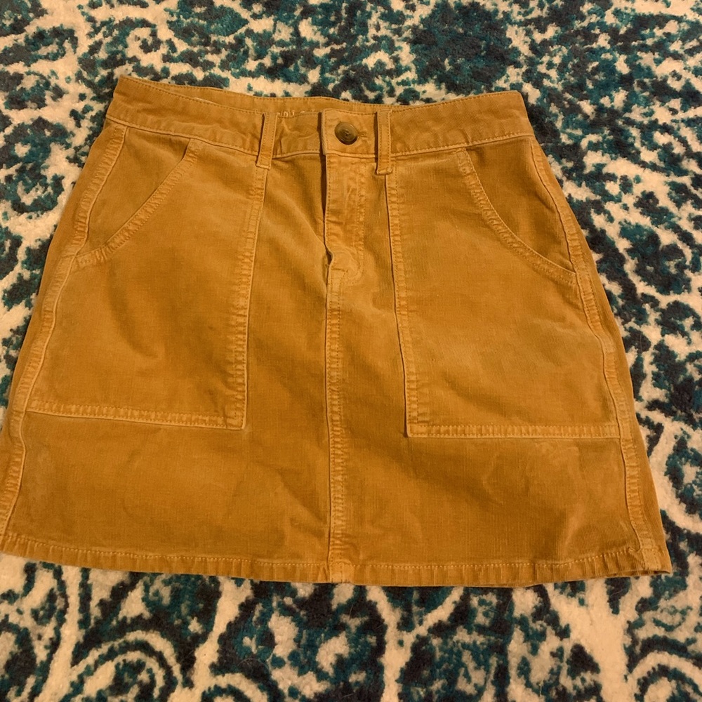 American Eagle mustard yellow size 4skirt